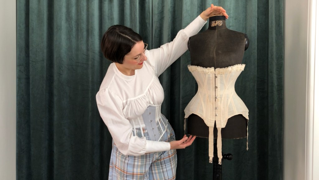 La mode en dessous – Le&nbsp;musée